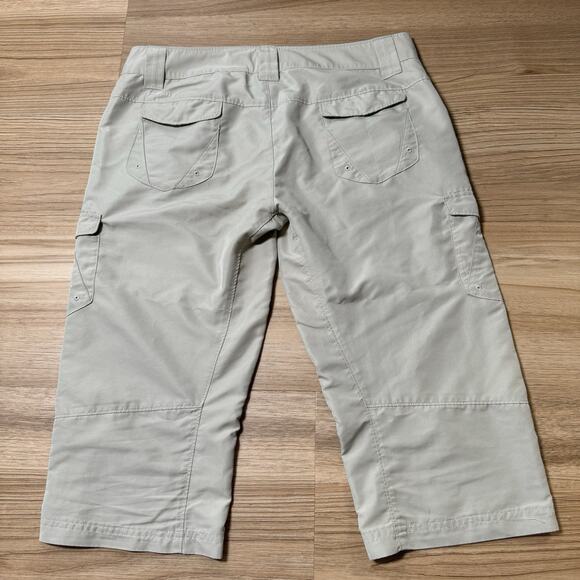 COLUMBIA SPORTSWEAR OMNI-SHADE BEIGE TAN NYLON HIKING CARGO CAPRIS CAPRI SZ 6 - Picture 8 of 16